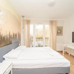 aura-studio-apartments.gdanskhotel.org/